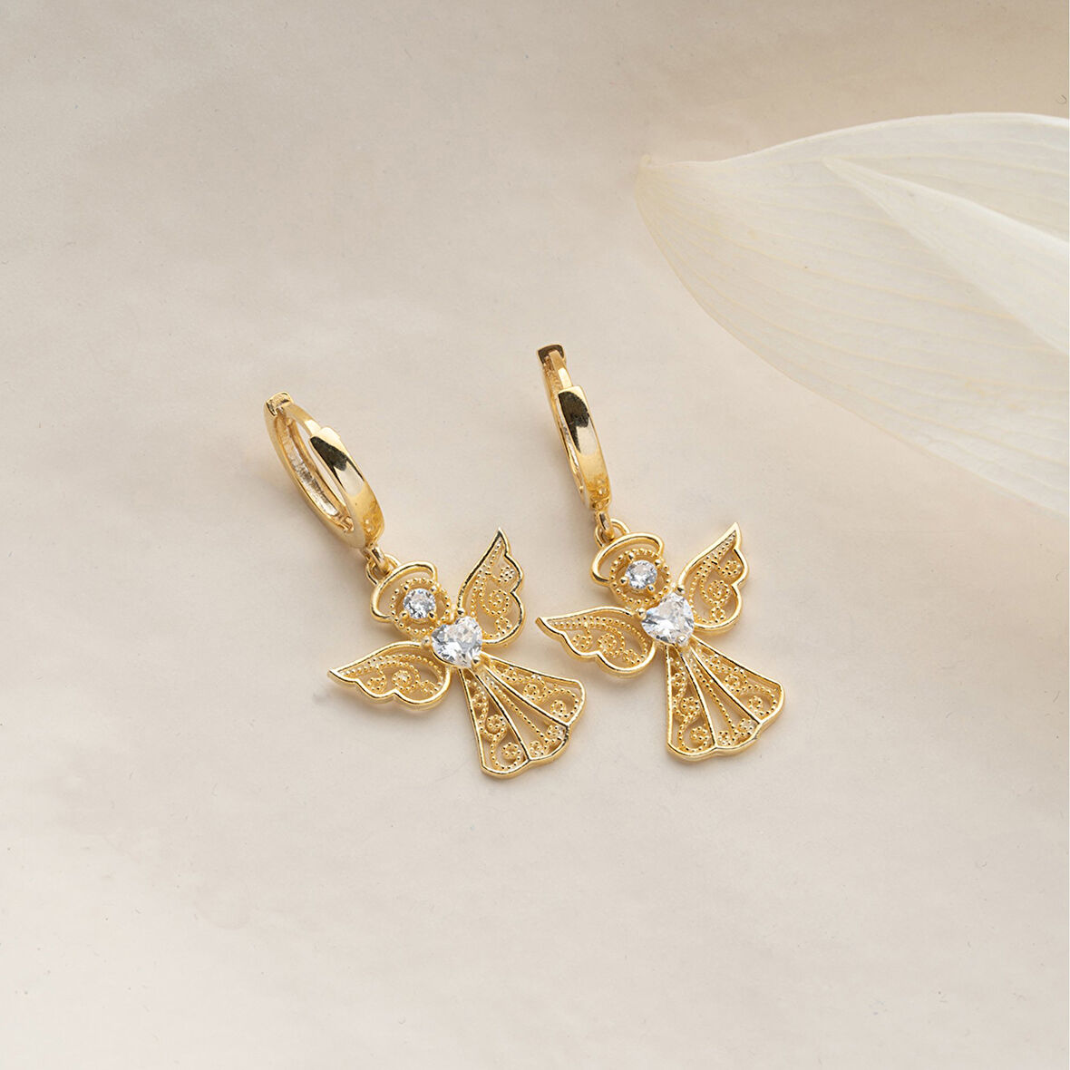 Vaoov 925 Ayar Gümüş Hareli Kalpli Melek Küpe