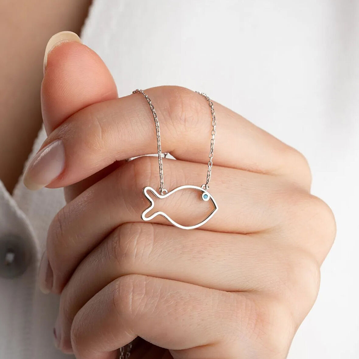 Vaoov 925 Ayar Gümüş Mavi Taşlı Minimalist Balık Kolye