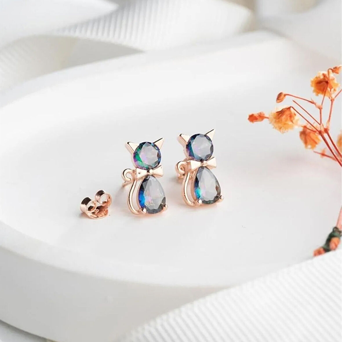 Vaoov 925 Ayar Gümüş Mistik Topaz Taşlı Kedi Küpe