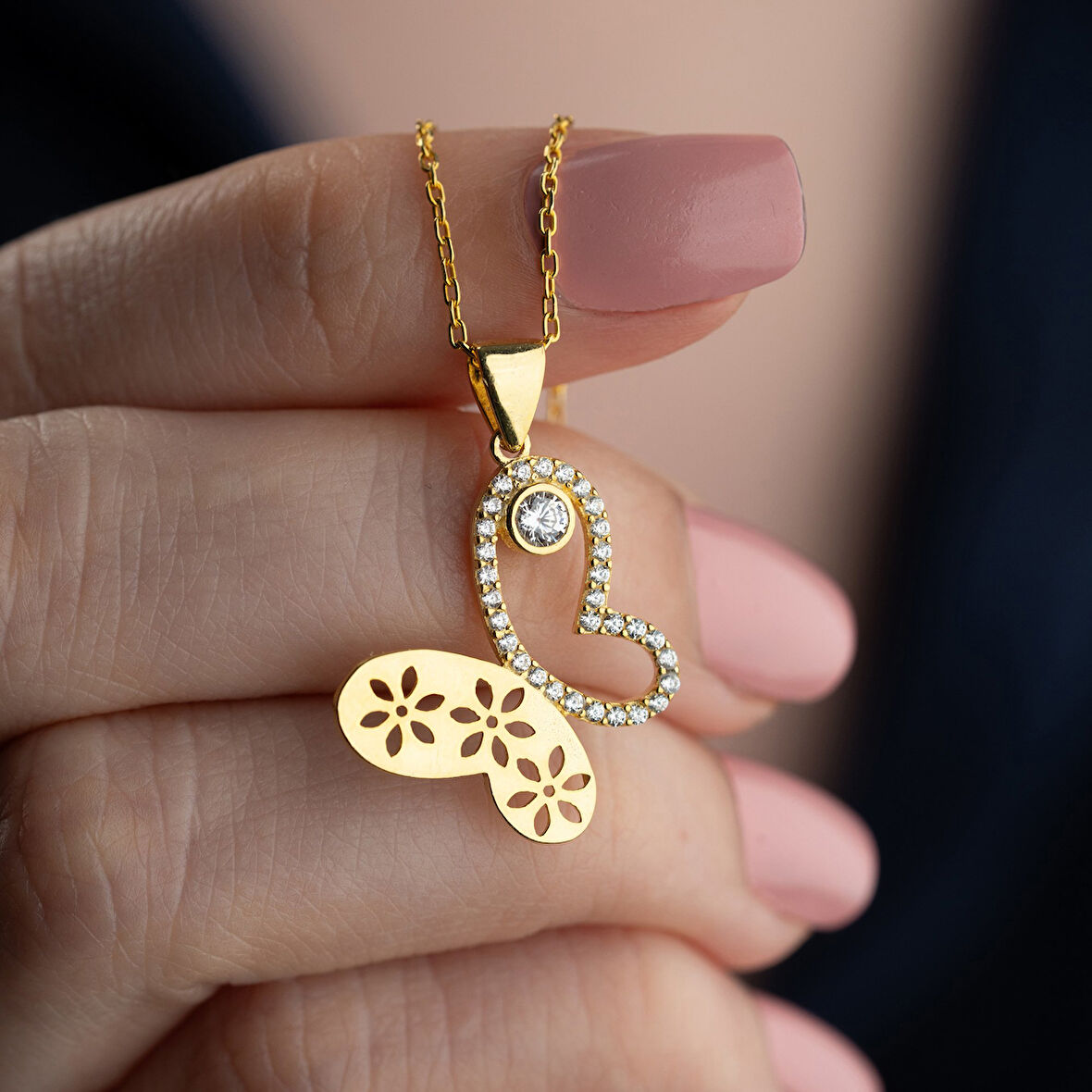 Vaoov 925 Ayar Gümüş Çiçek Desenli Taşlı Kelebek Kolye