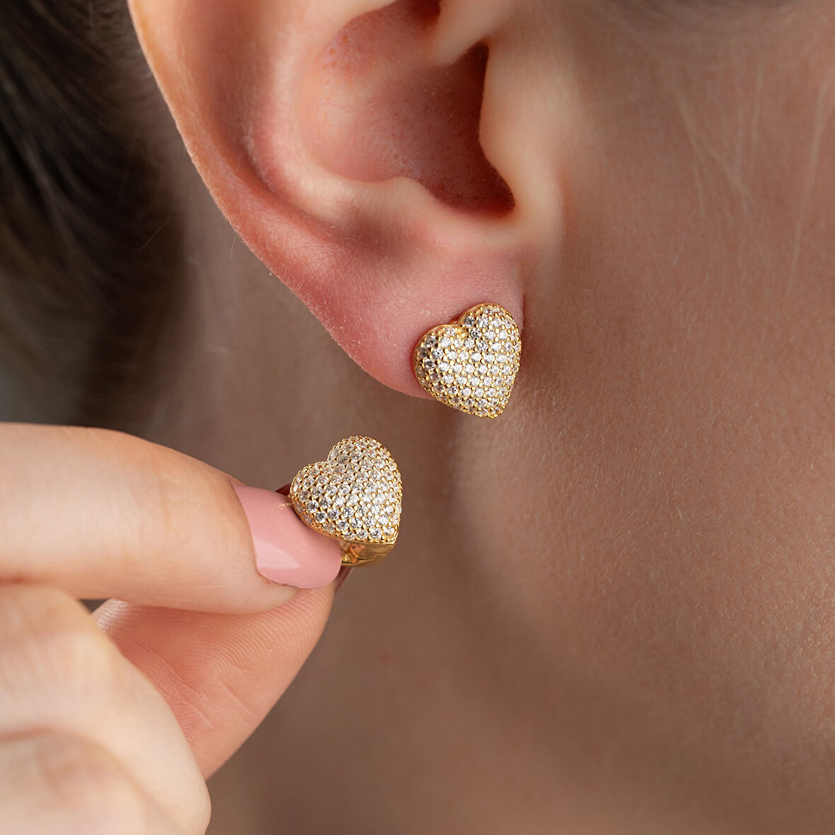 925 Ayar Gümüş Çift Taraflı Taşlı Kalp Küpe