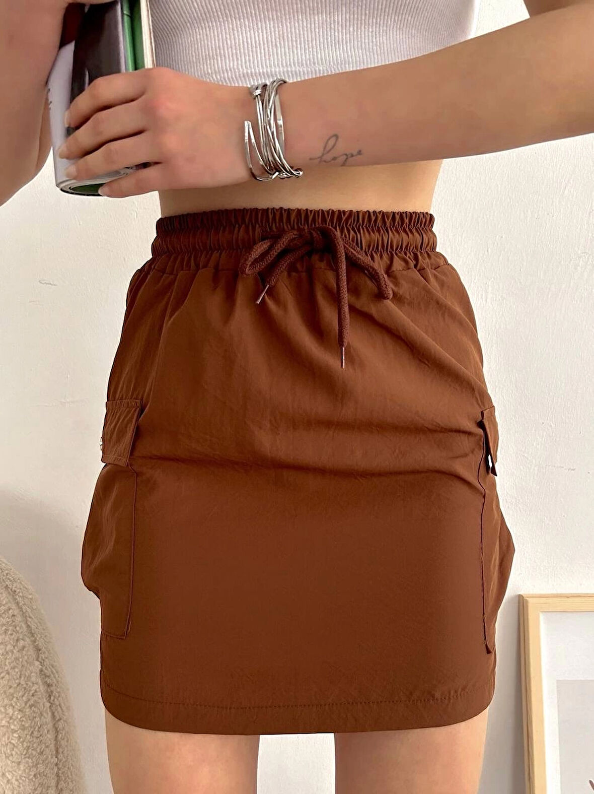 Kargo cep ince paraşüt etek kahve s241019