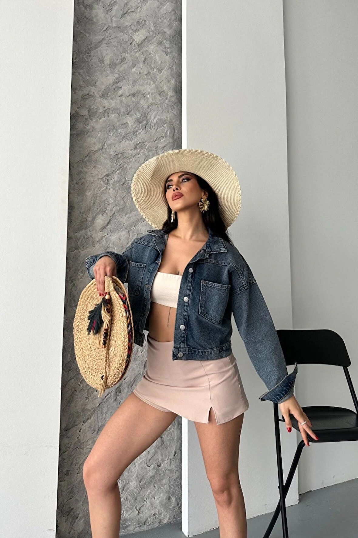 Çift cepli kol katlamalı kar yıkama crop kot ceket kahve tint d2000