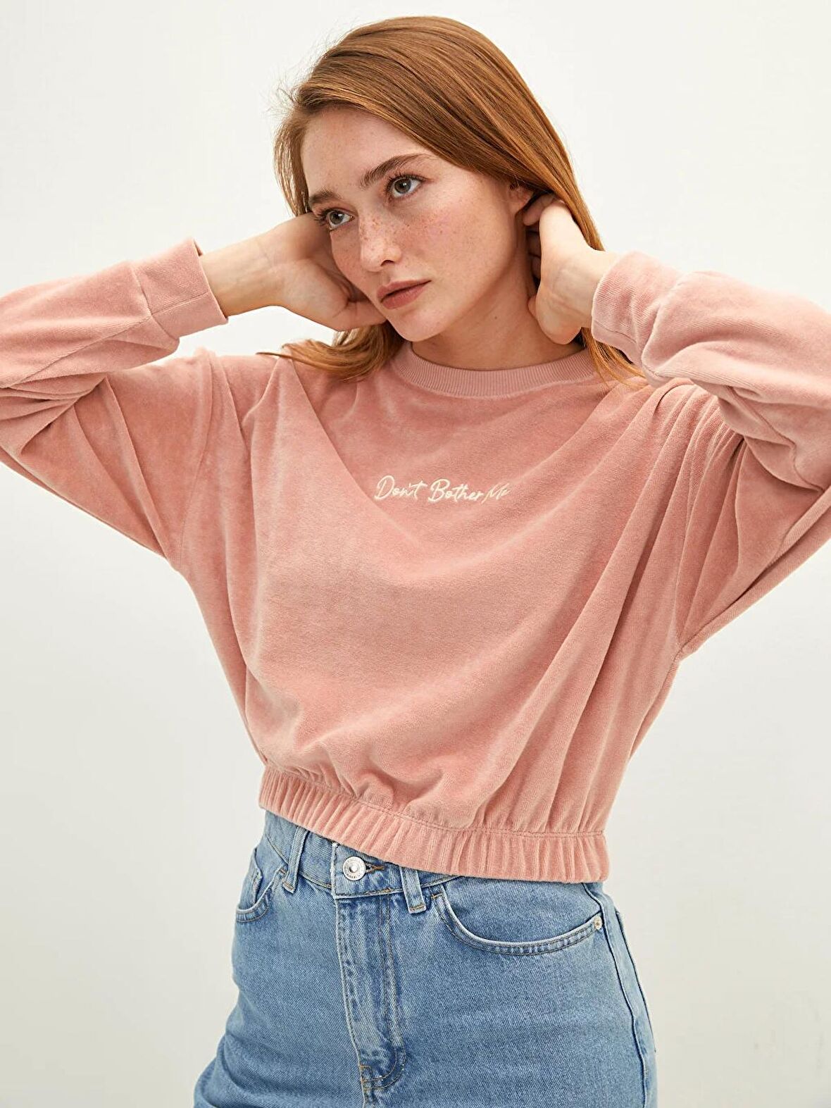 Bisiklet Yaka Nakışlı Uzun Kollu Kadın Sweatshirt