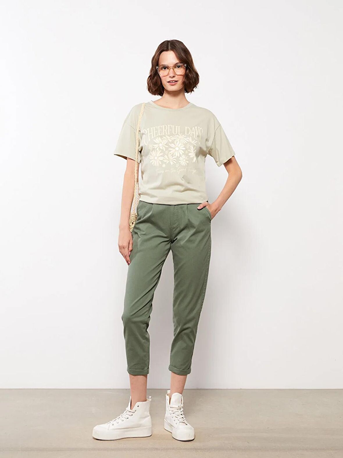 Standart Fit Düz Gabardin Kadın Pantolon