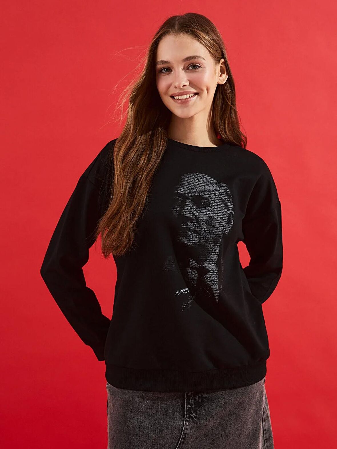 Bisiklet Yaka Atatürk Baskılı Uzun Kollu Kadın Sweatshirt