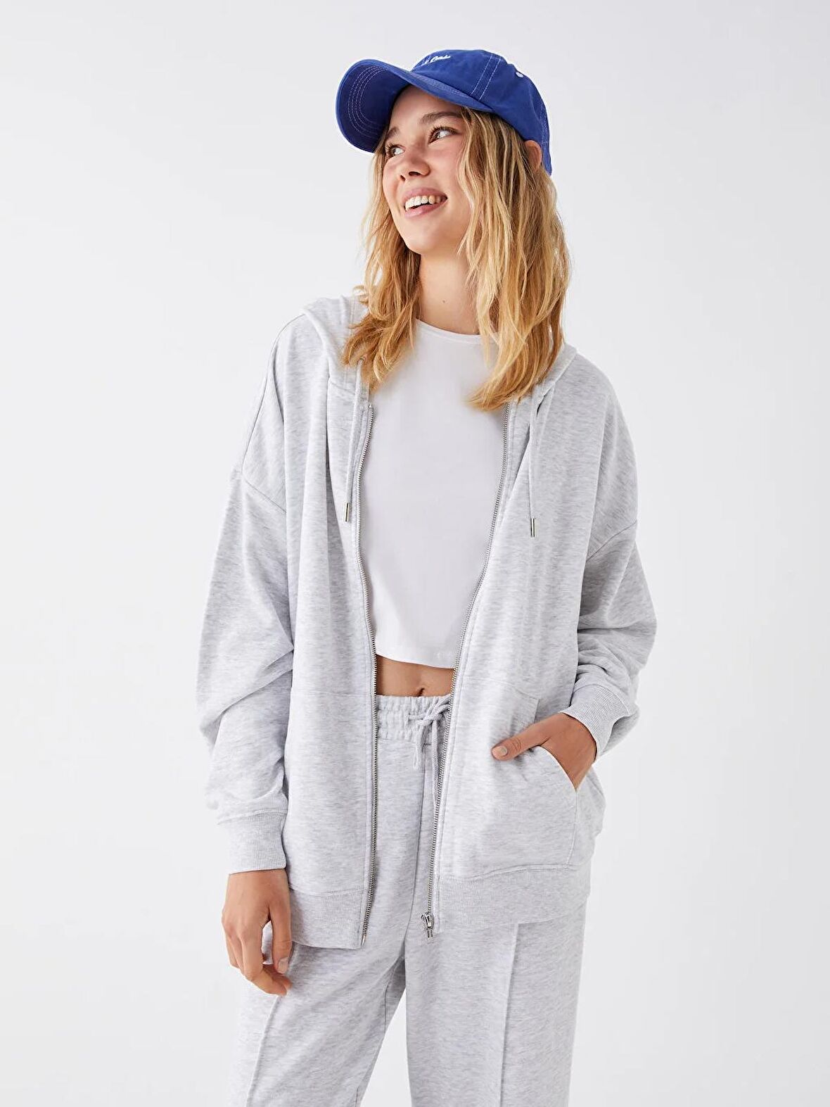 Kapüşonlu Oversize Kadın Fermuarlı Sweatshirt