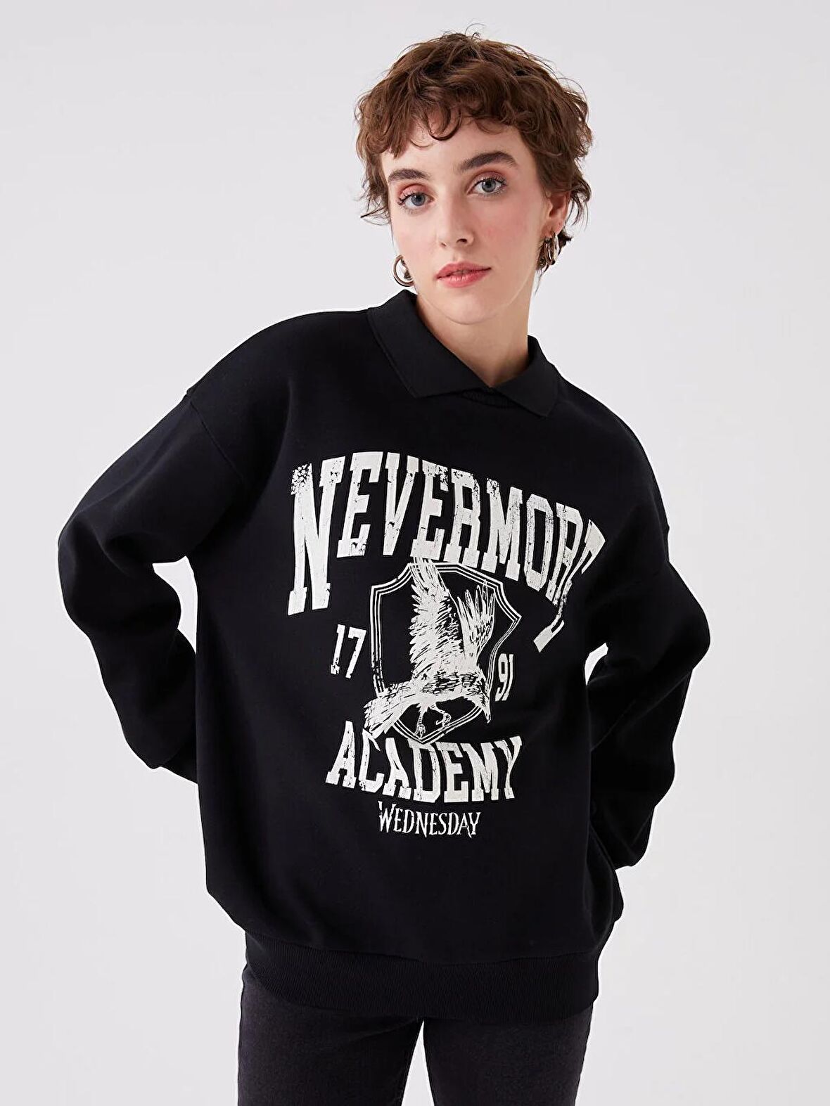 Gömlek Yaka Wednesday Baskılı Uzun Kollu Oversize Kadın Sweatshirt