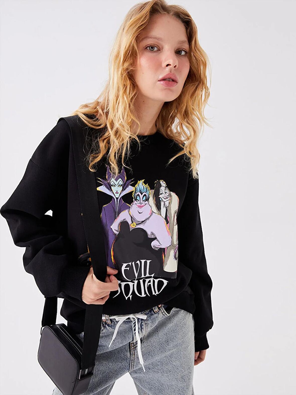 Bisiklet Yaka Villains Baskılı Uzun Kollu Oversize Kadın Sweatshirt