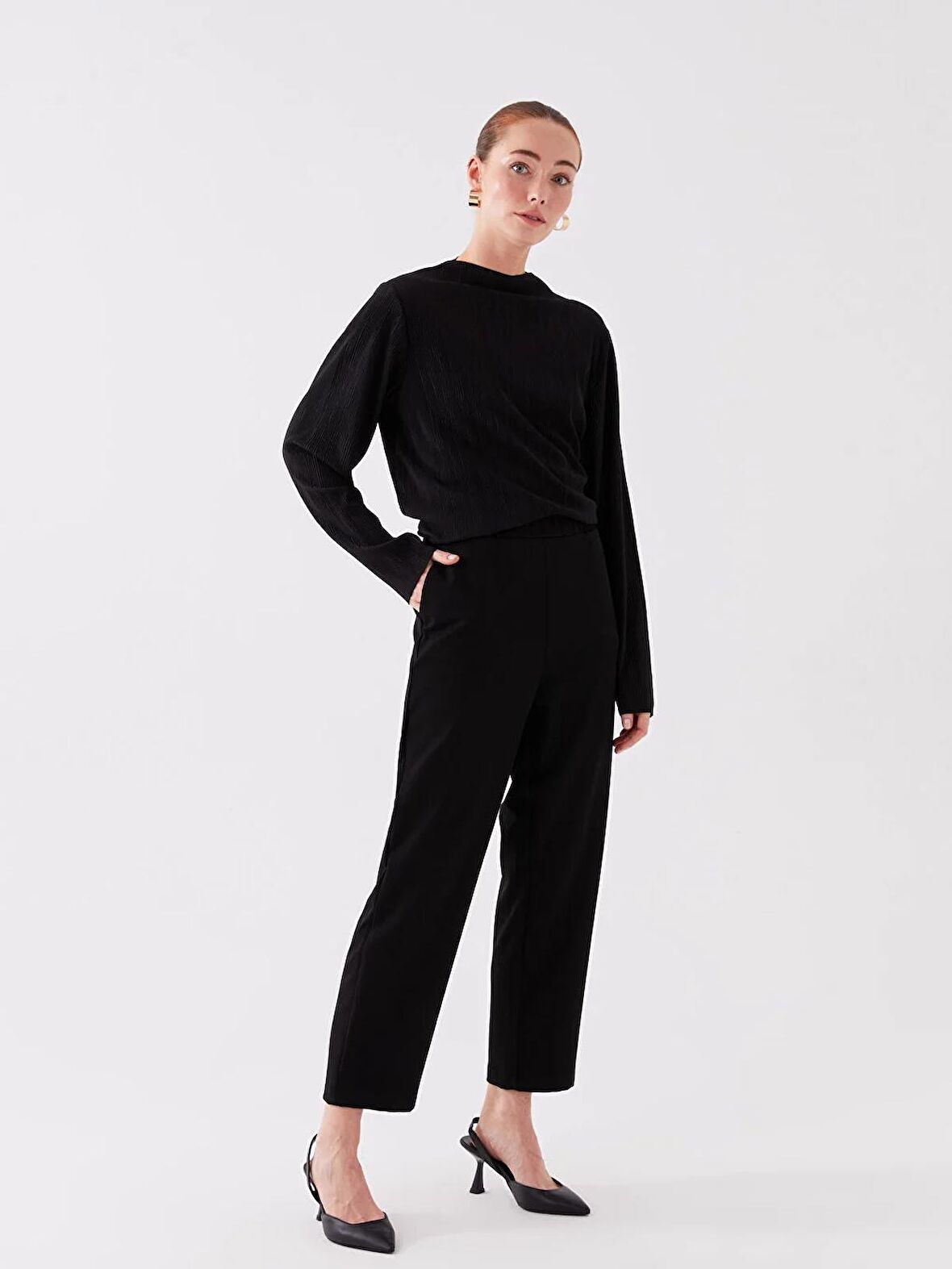 Beli Lastikli Standart Fit Kadın Pantolon