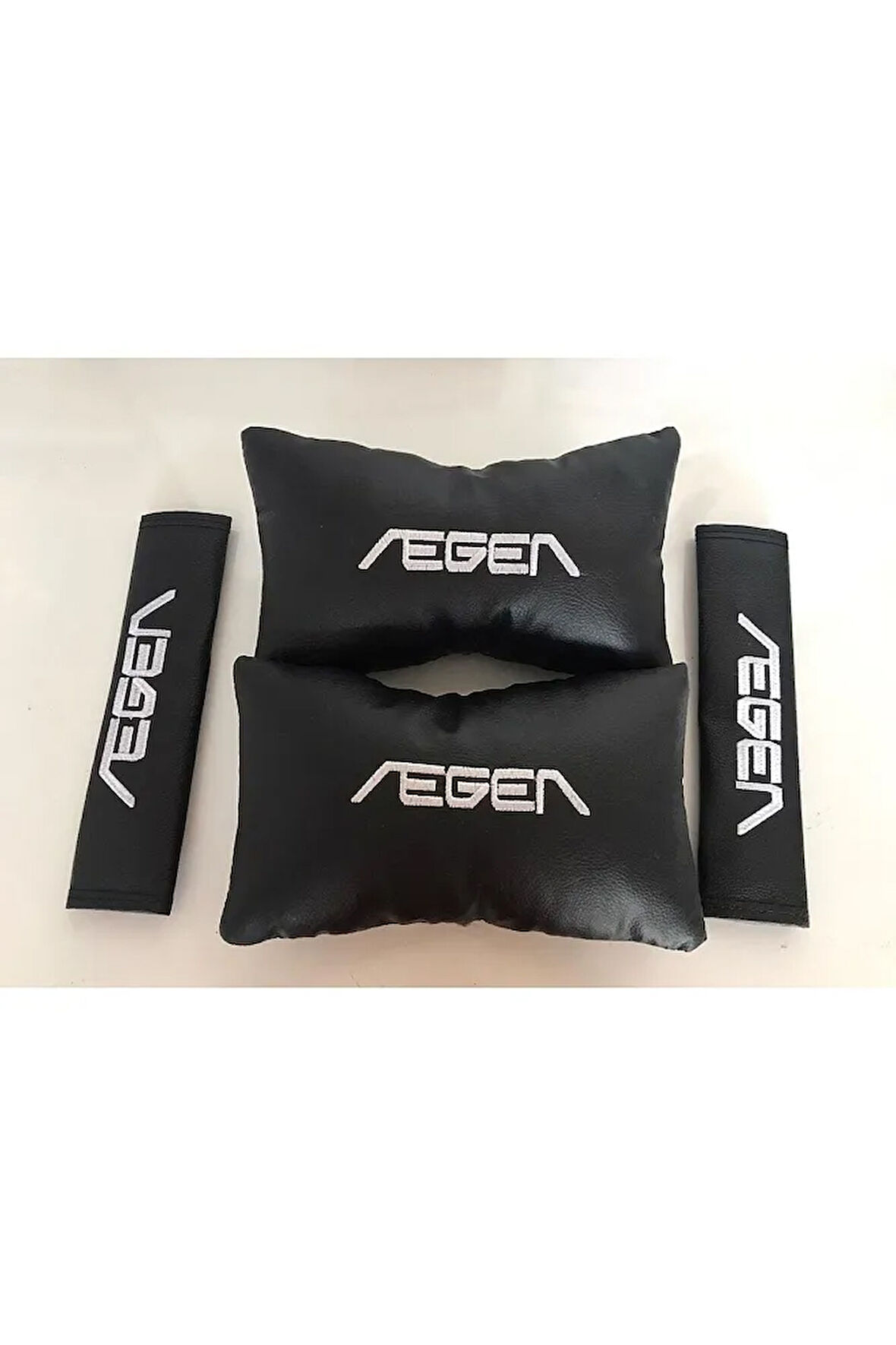 Fiat Egea Nakışlı Deri 1 Çift Boyun Yastık Ve 1 Çift Kemer Pedi