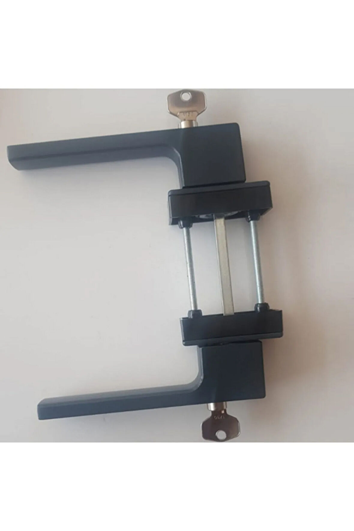 Çif Tarafı Anahtarlı (kilitli) Kapı & Pencere Kolu