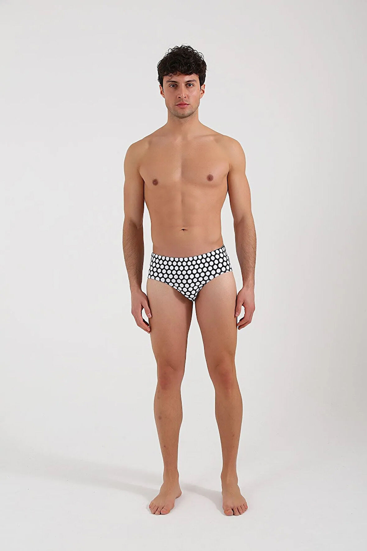 Black Round Slip Mayo