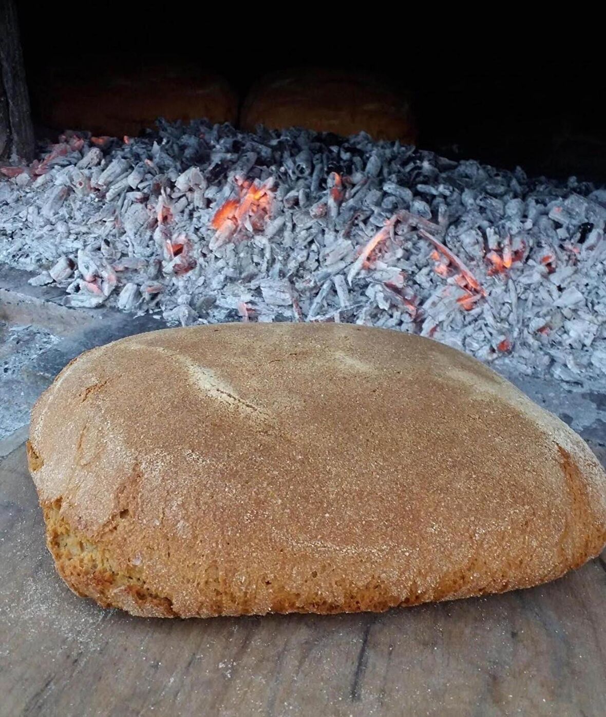 KARAKILÇIK KÖY EKMEĞİ 1700 GRAM