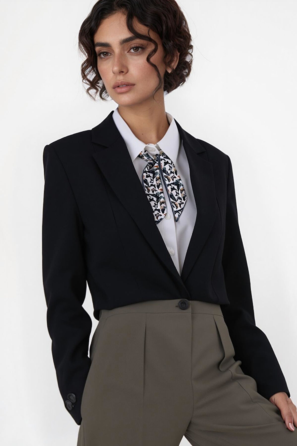 Walkenzo Kelebek Figürlü Çanta Bileklik Saç Çok Amaçlı Kadın Kelebek Fular