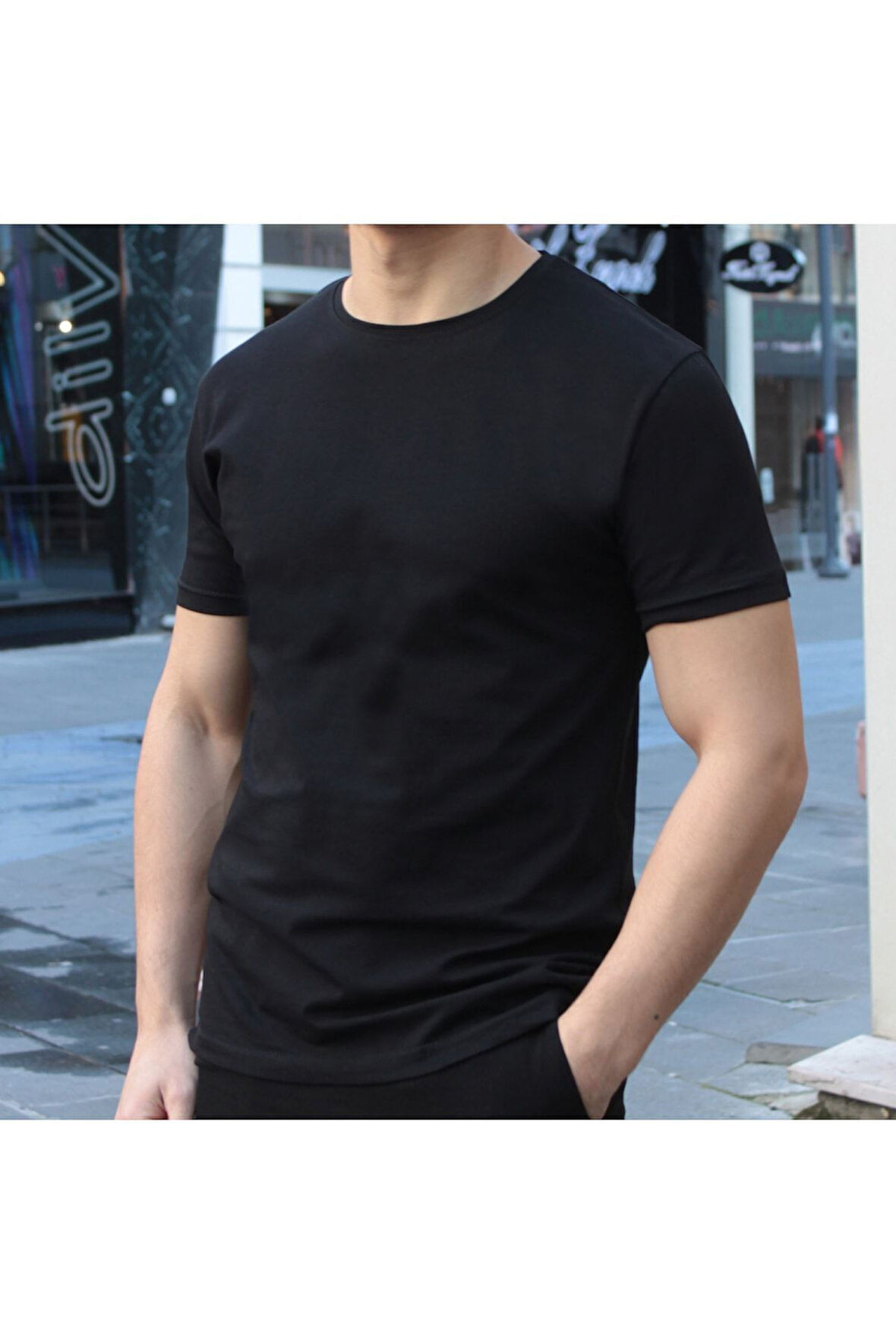 Erkek Siyah Bisiklet Yaka Slim Fit T-shirt