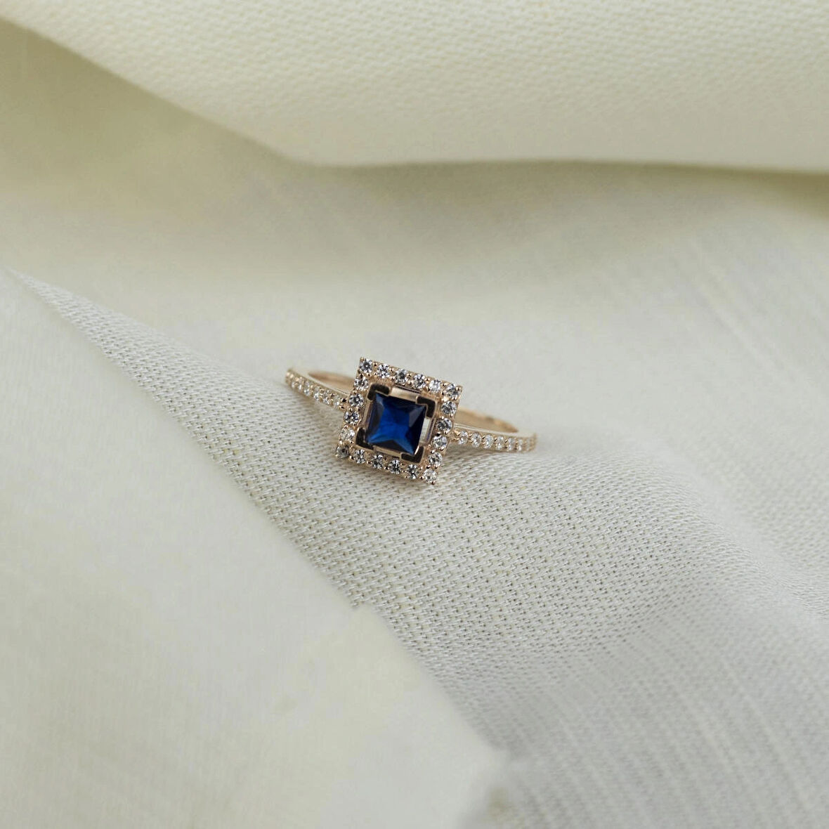 Prenses Kesim 925 Ayar Minimal Rose Gümüş Yüzük