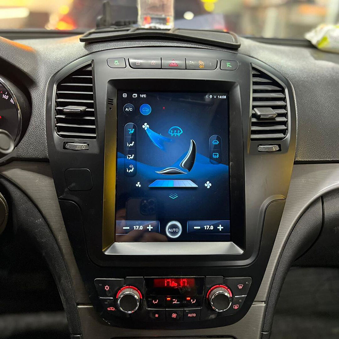 Opel İnsignia 2K Görüntü Kaliteli Tesla 9.7 Inch Multimedya Sistemi 8+256 Myway (2009-2013)