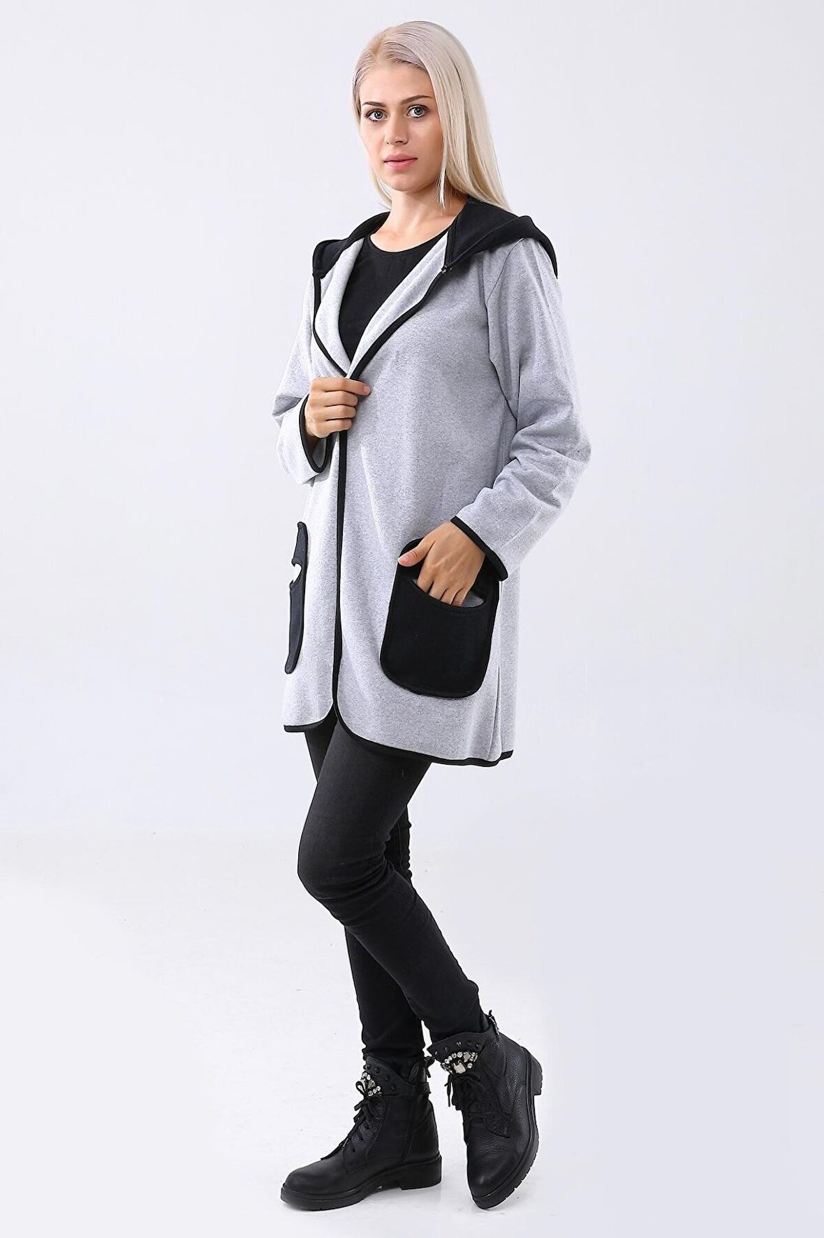 Barbora Sezonluk Kapüşonlu Cepli Kadın Uzun Ceket 757