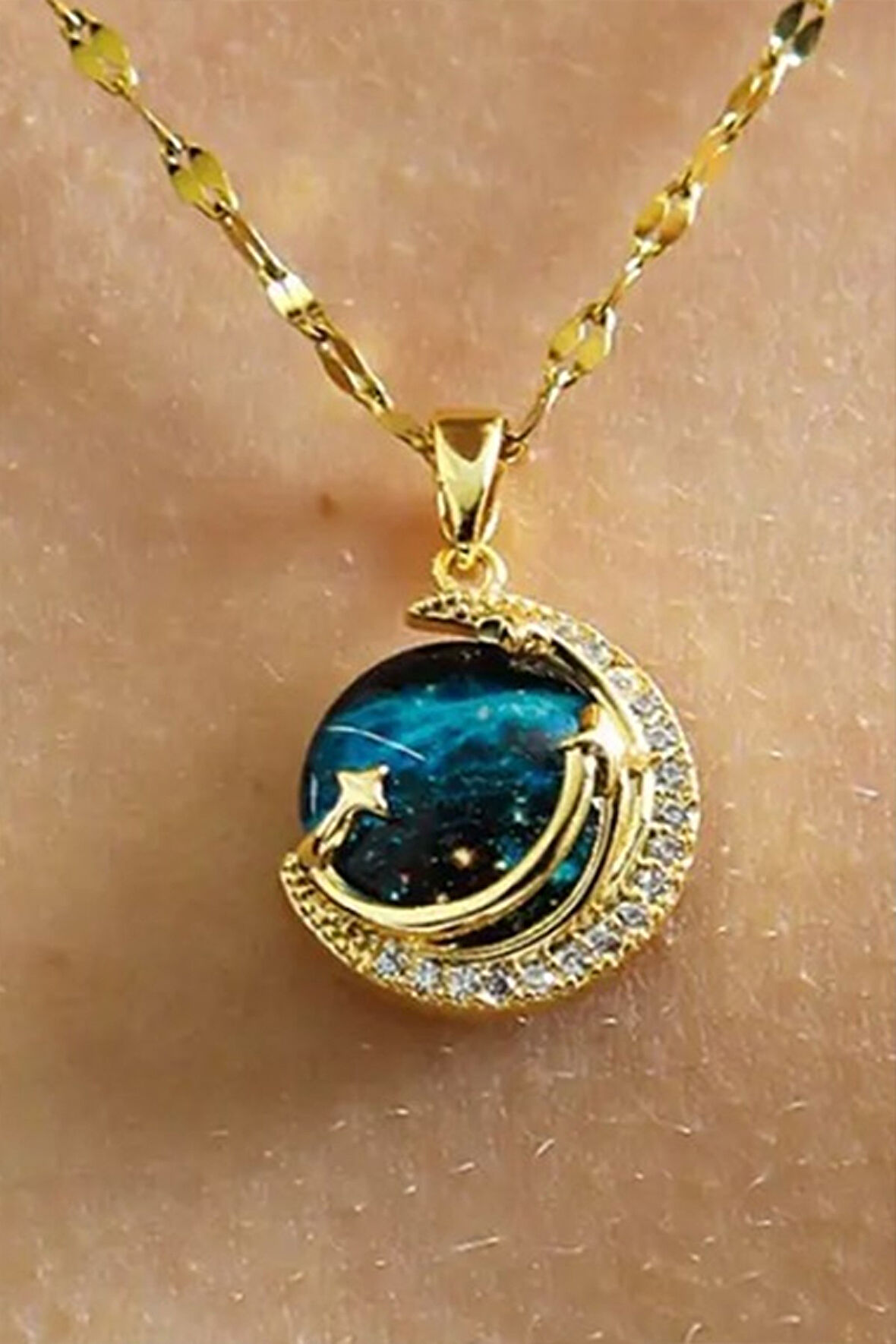 Altın Renk Singapur Zincir Mavi Zirkon Taşlı Gezegen Vip Solmaz Kararmaz Çelik Kolye - 3044