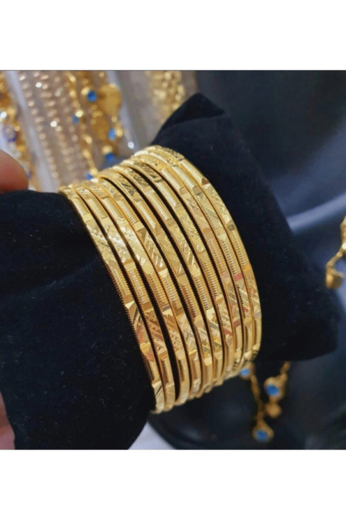 Altın Renk 3 Adet  22 Ayar Kaplama Baklava Desenli Ajda Bilezik 22 Cm. - 3286-3