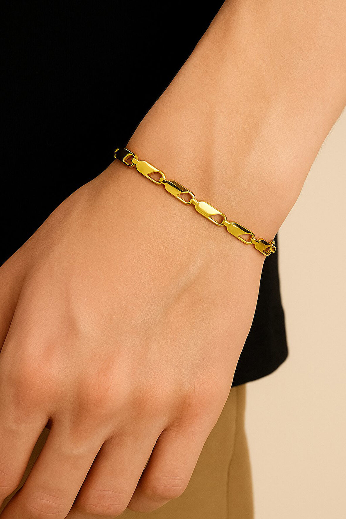 Altın Renk Kesik Arpa Unisex Çelik Bileklik - 3348