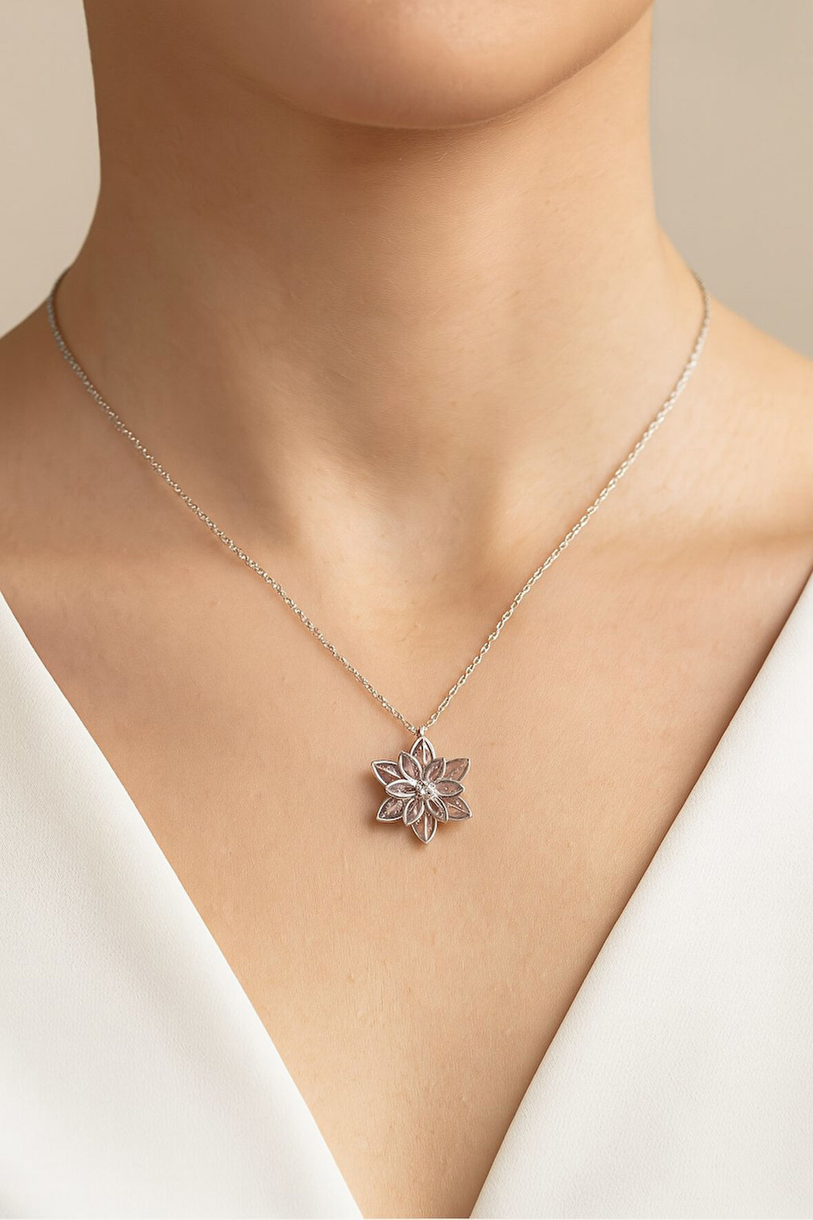 Gümüş Renk Pembe Lotus Çiçeği Kolye Paslanmaz Çelik Kolye - 3402