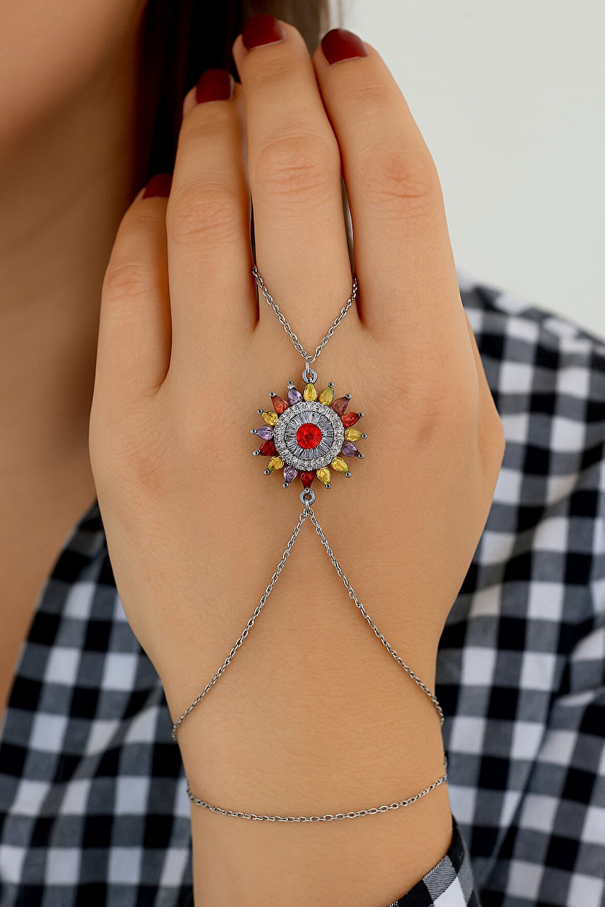 Gümüş Renk Yuvarlak Güneş  Mix Damla Taş Çelik Şahmeran - 3508