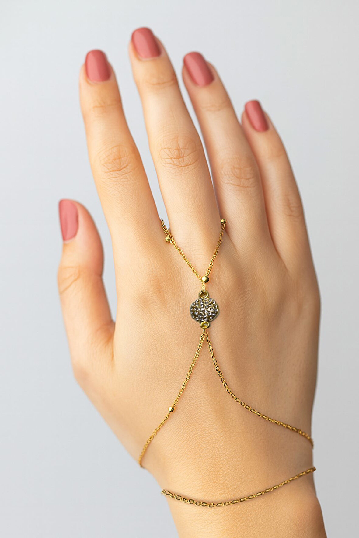 Altın Renk Yuvarlak Beyaz Taş Çelik Şahmeran - 3530