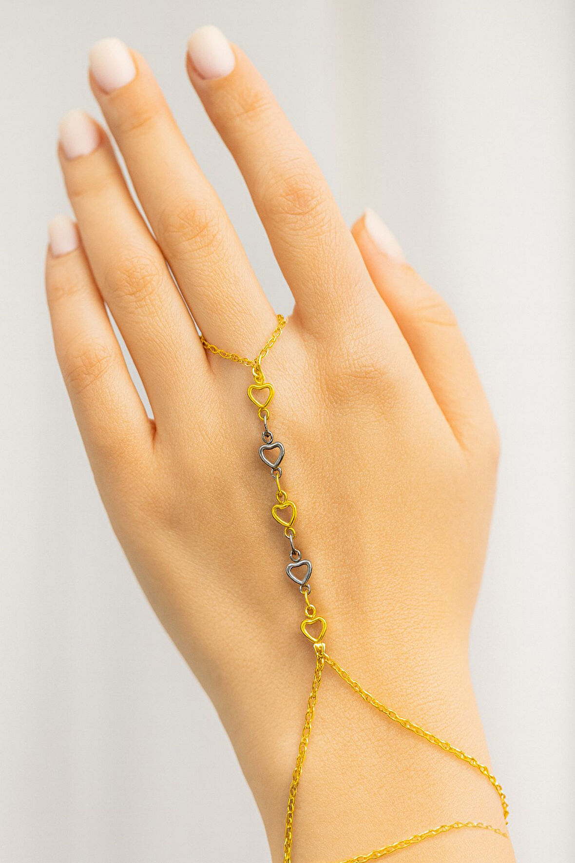 Altın Renk İçi Boş Kalp Sarı Beyaz Çelik Şahmeran - 3539