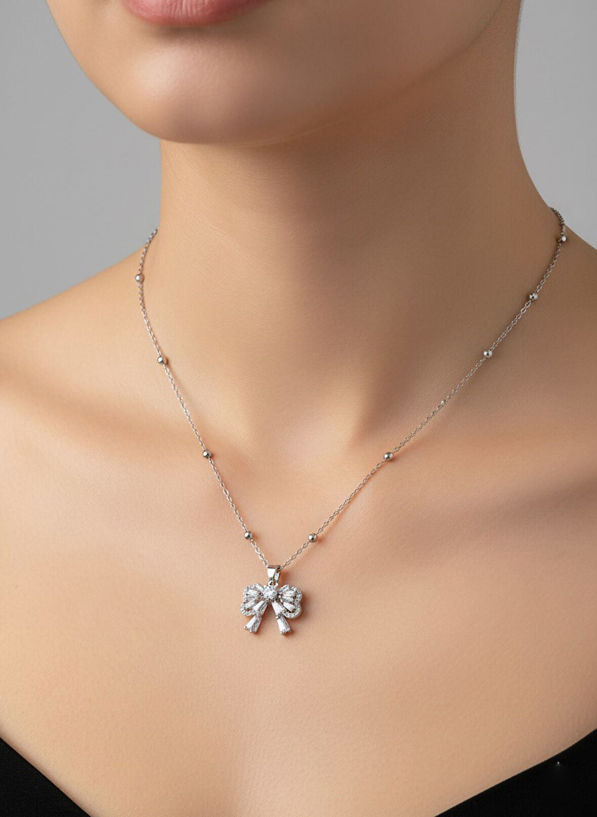 Gümüş Renk Baget Fiyonk Model Top Zincir Çelik Kolye - 3764