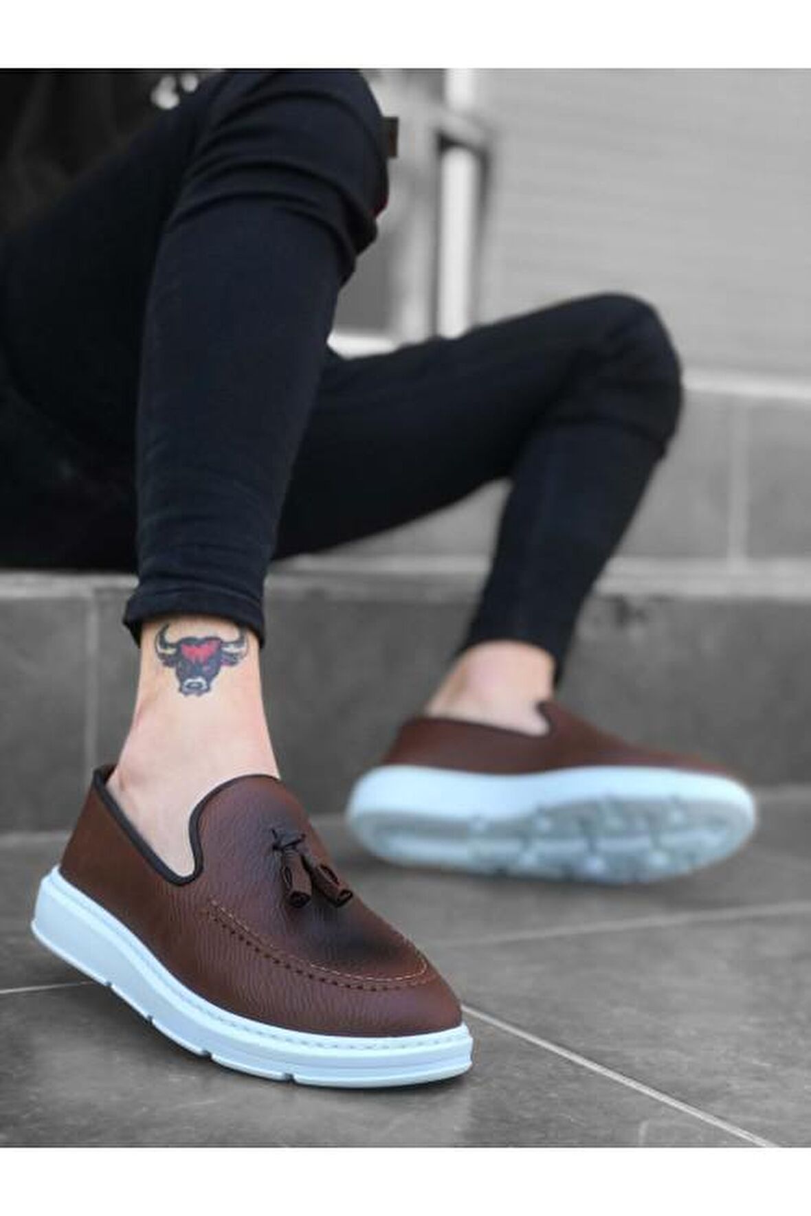 XRM005 Bağcıksız Yüksek Taban Taba Beyaz Klasik Püsküllü Corcik Erkek Ayakkabı