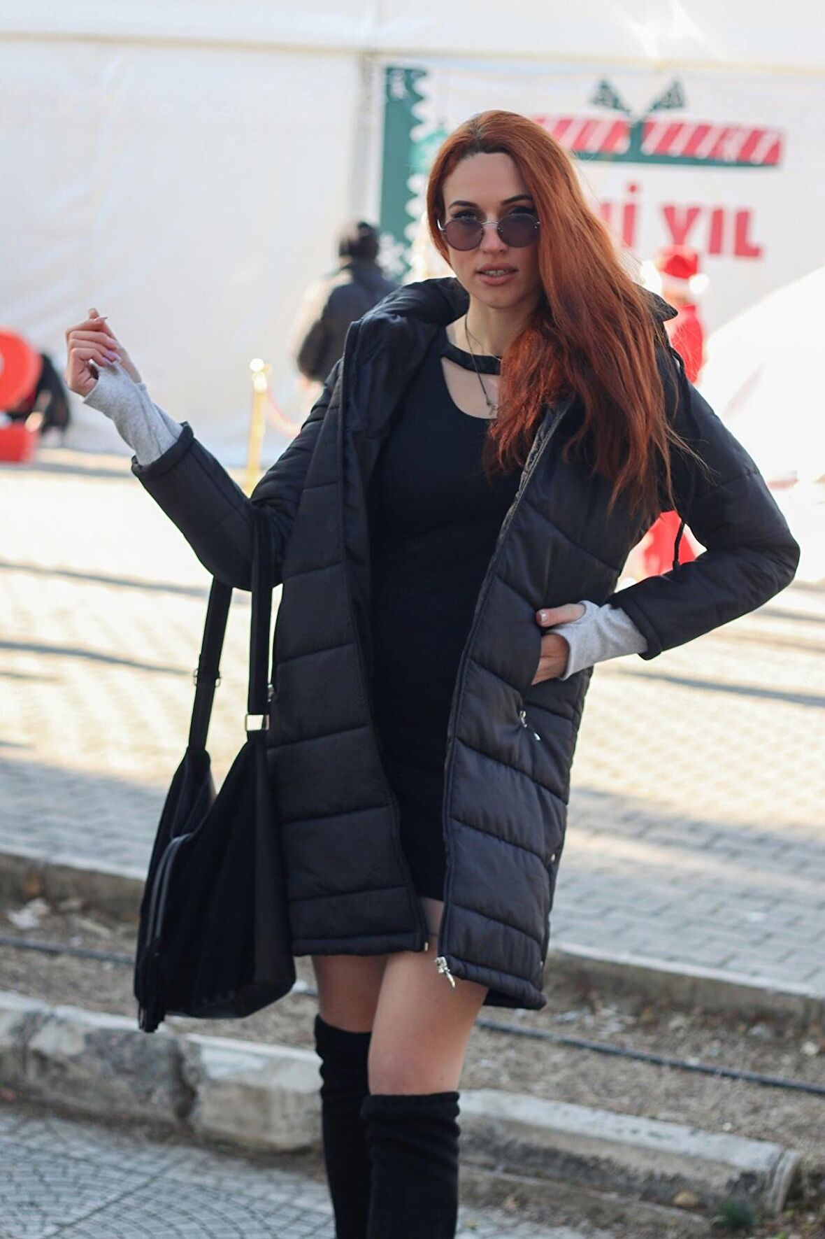 Barbora Kışlık Kapüşonlu Uzun Kadın Şişme Mont tr805siyah