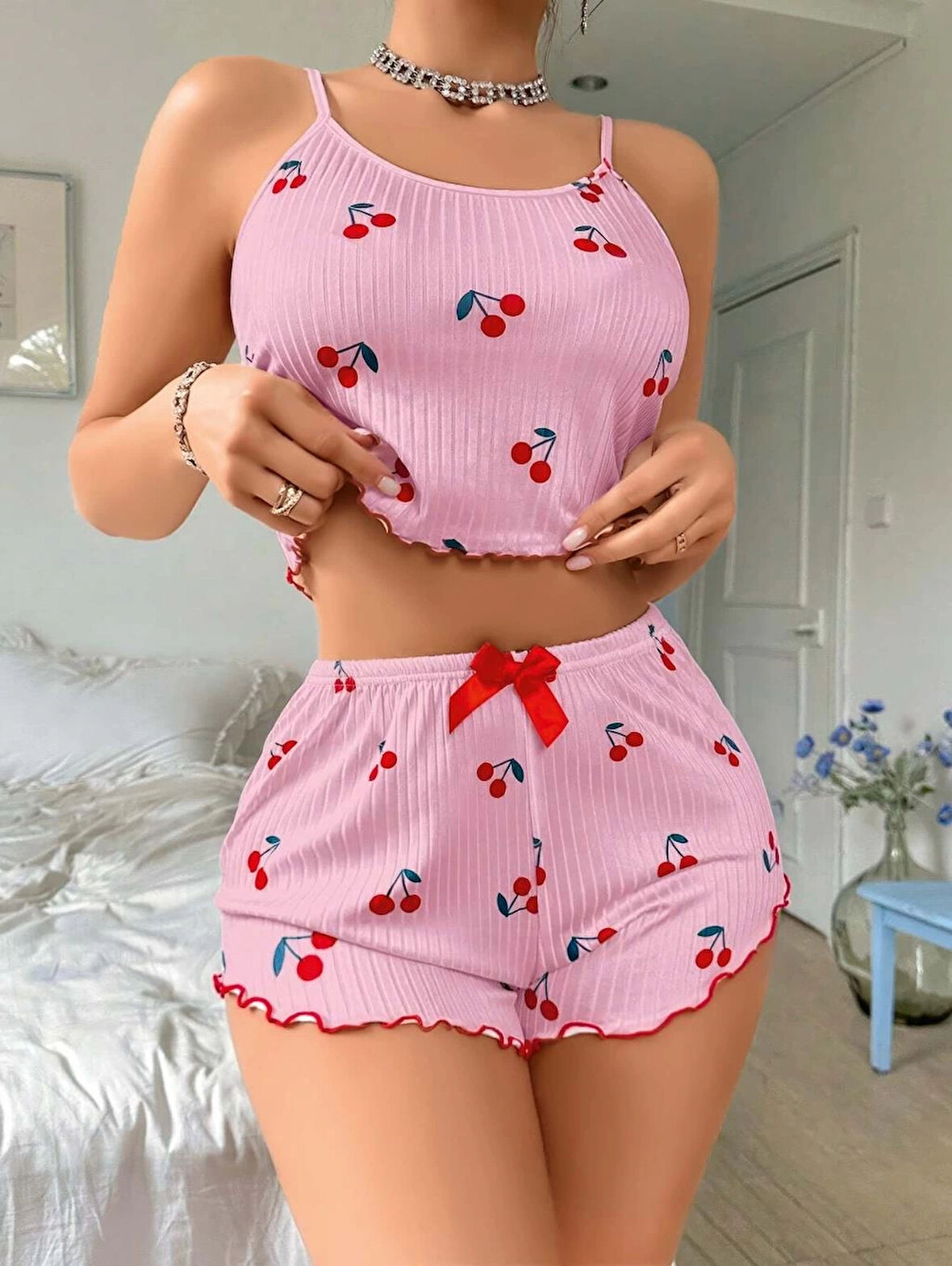Miss Pembe Kiraz Desenli Askılı Şortlu Pijama
