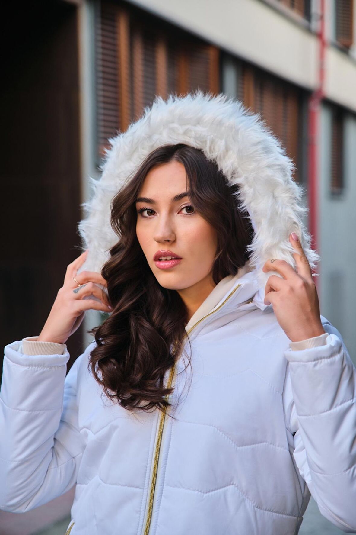 Barbora Günlük Kürklü Şişme Kadın Mont 807beyaze2