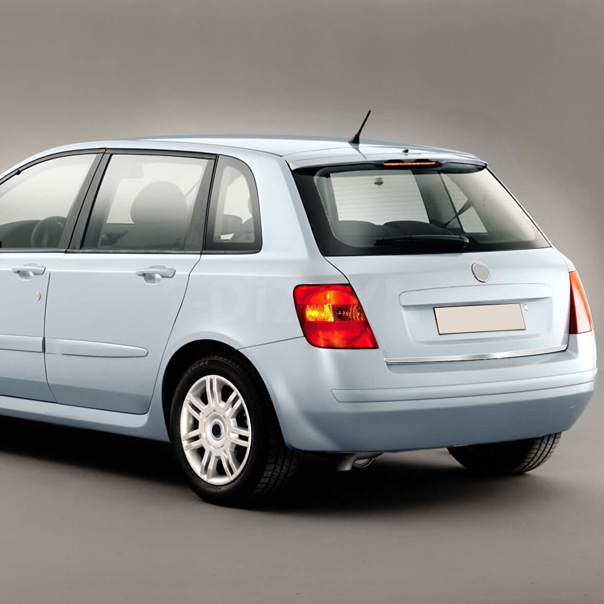 Fiat Stilo Krom Bagaj Alt Çıta 1998 Üzeri