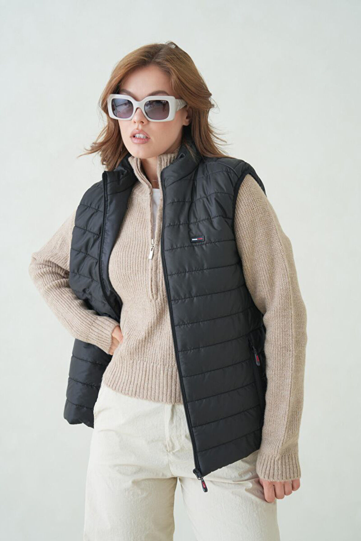 İçi Astarlı Su ve Rüzgar Geçirmez Cepli Kadın Yelek