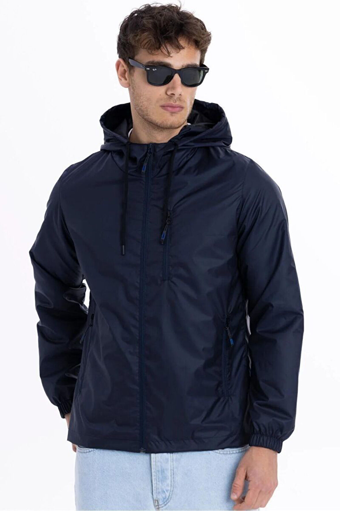 İçi Astarlı Su ve Rüzgar Geçirmez Erkek Cepli Yağmurluk