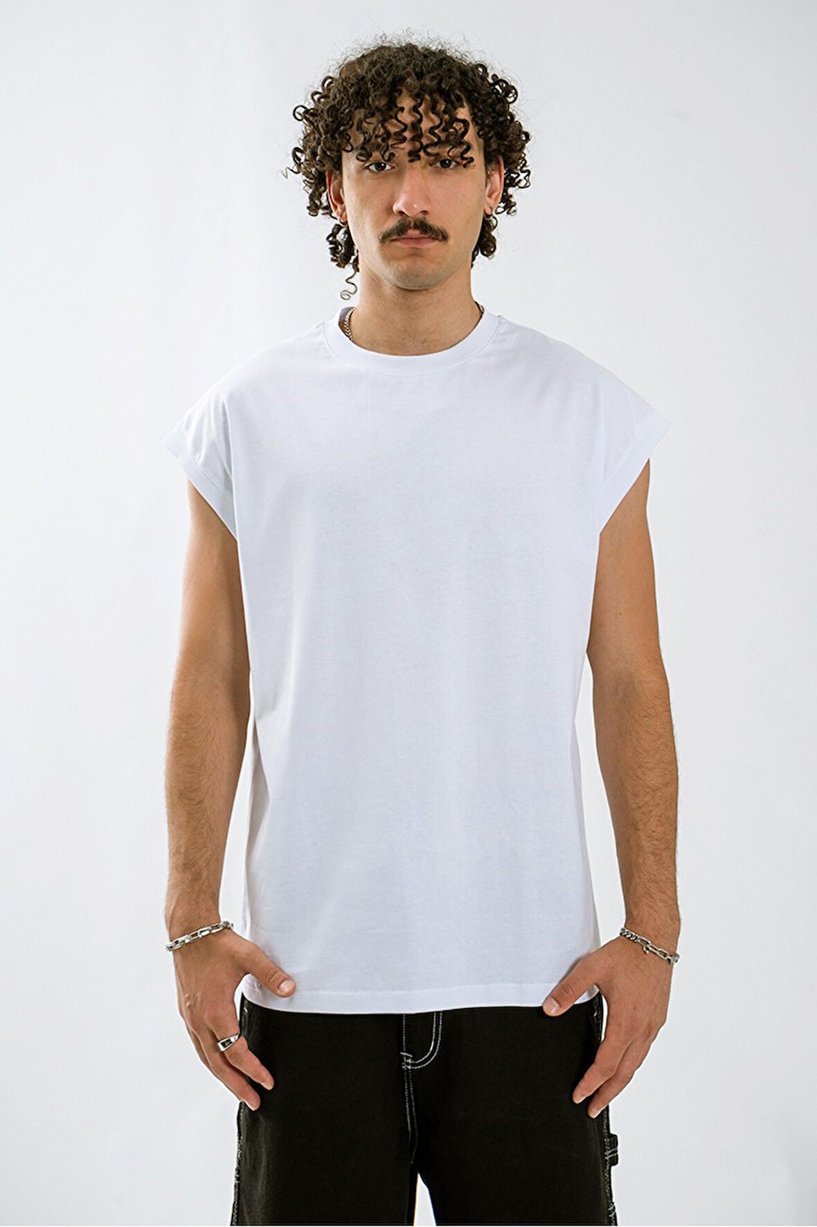 Beyaz Oversize Kolsuz Erkek Tişört TB2213BY