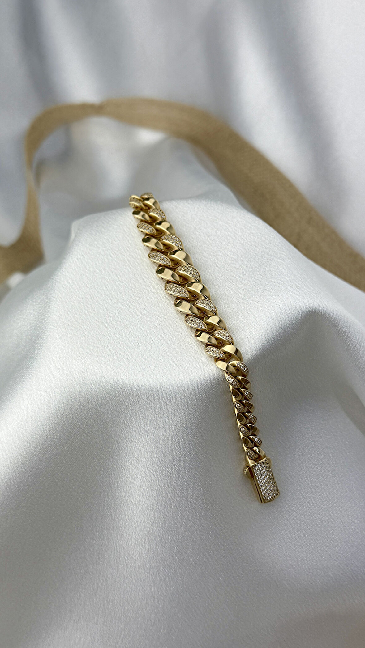 Gösterişli Kalın Altın Zincir Bileklik