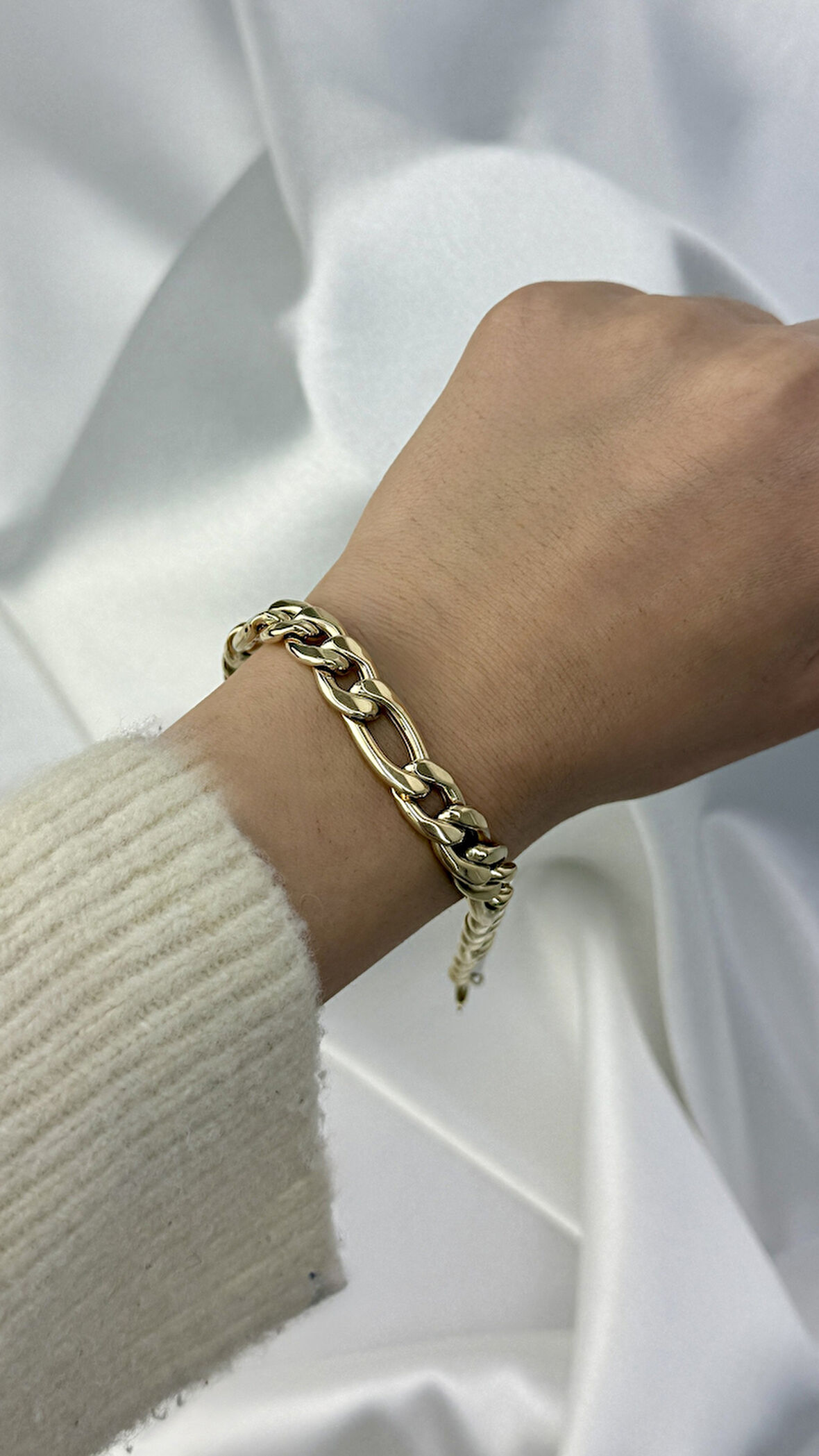 Kalın Örgülü Altın Bileklik