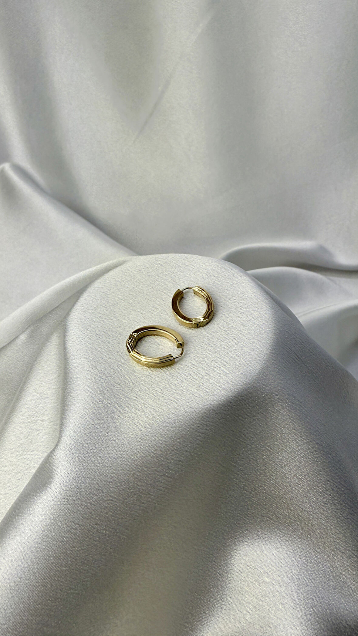 Kalın Çizgili Altın Küpe