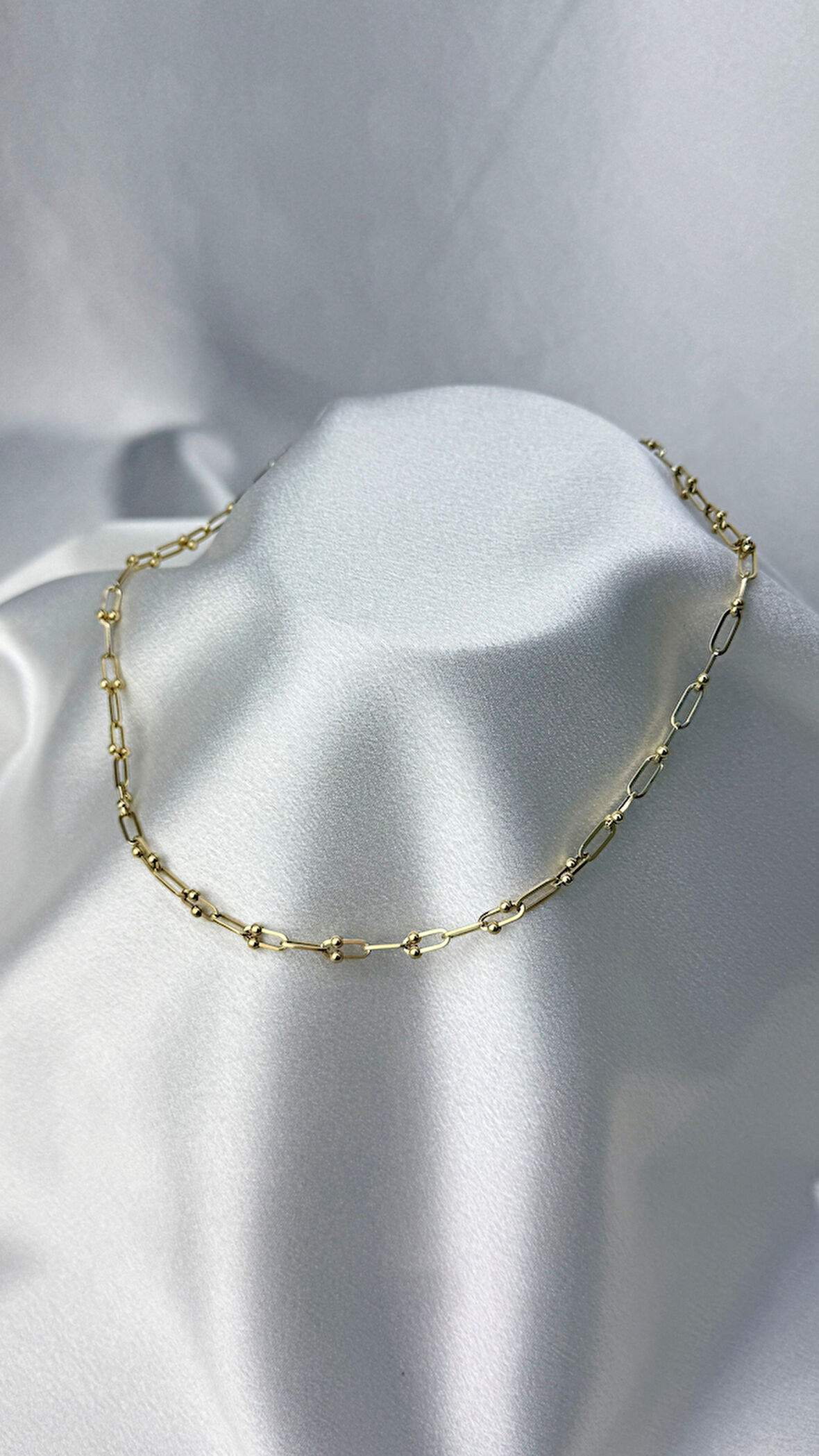 Ataç Ve Top Figürlü Altın Kolye