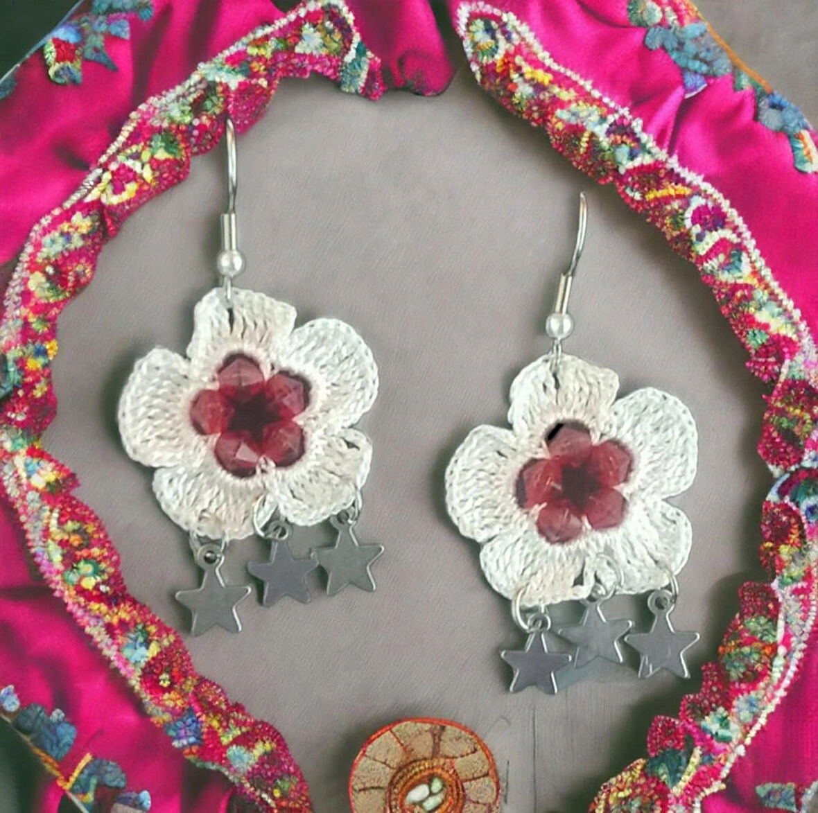 Örgü El Yapımı Etnik Otantik Aesthetic Soft Vibes Vintage Y2k Boncuklu Hediyelik Çiçek Küpe