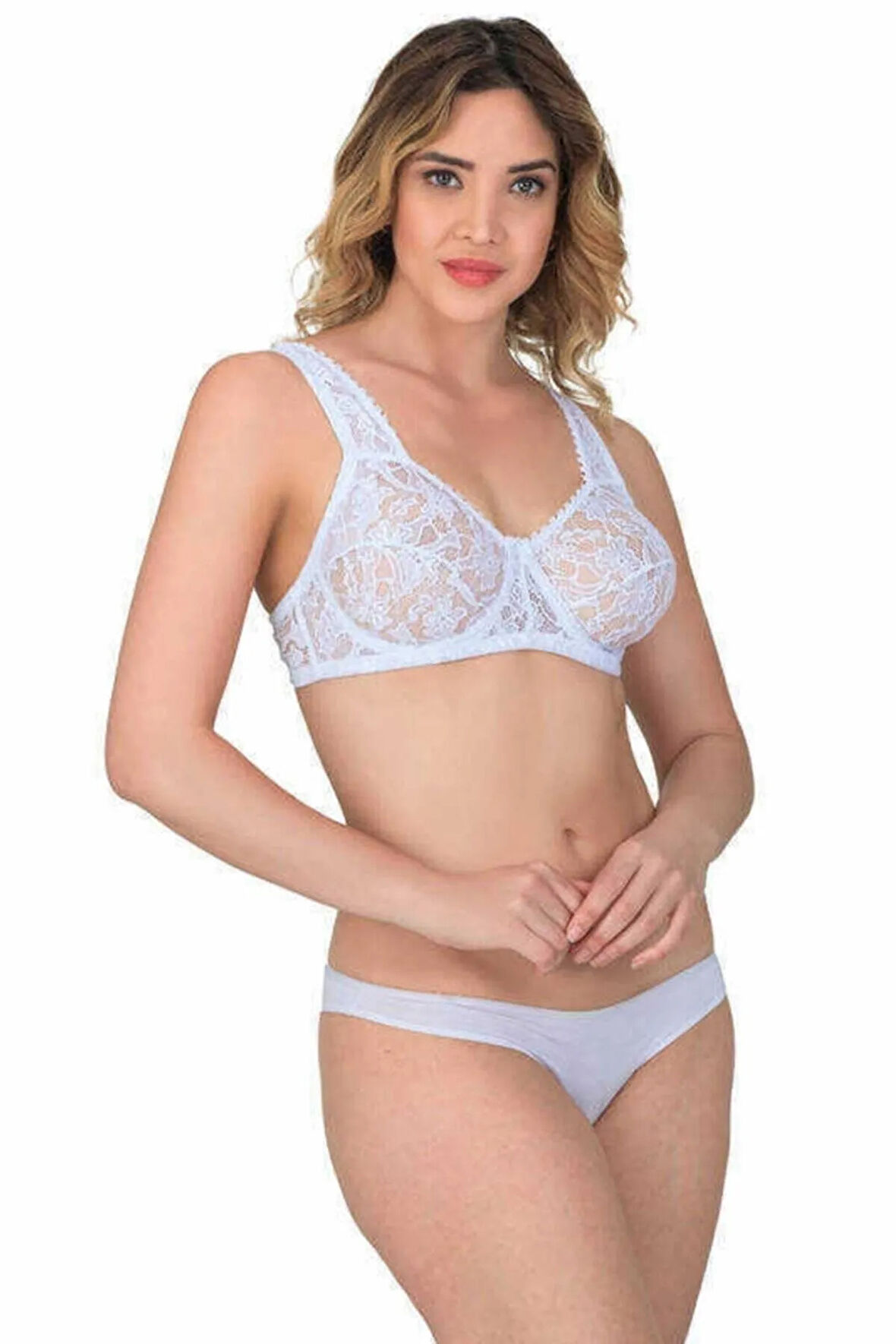 Kadın Beyaz Balenli Toparlayıcı Dantel Sütyen 178