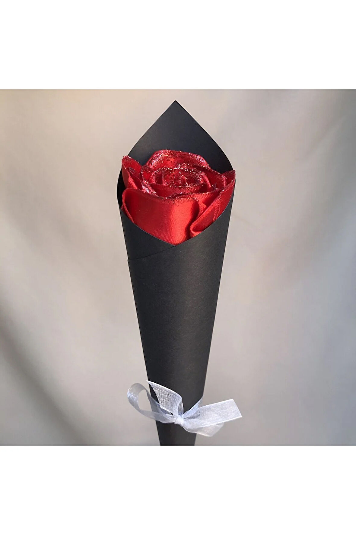 Tekli Saten Gül Buketi Yapay Çiçek Yılbaşı Hediyelik