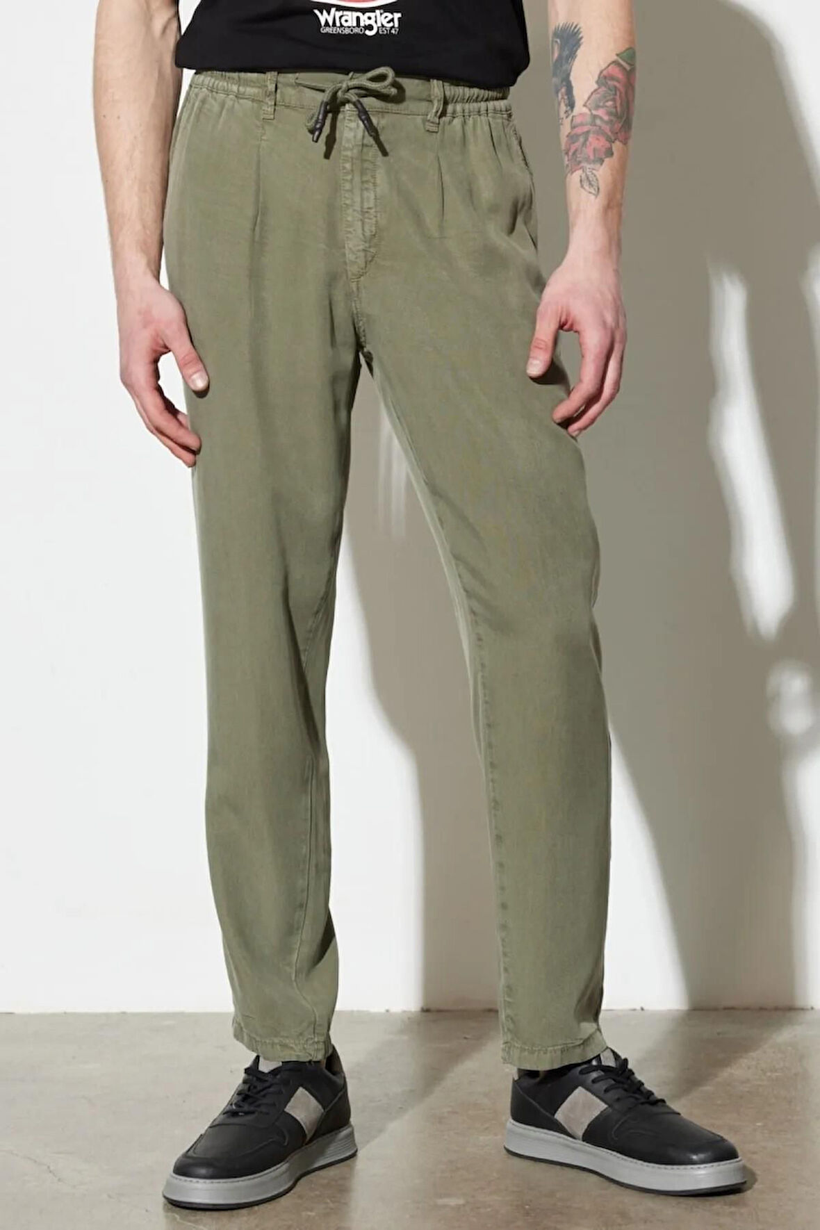 Wrangler Erkek Günlük Rahat Chino Pantolon - W221266x45
