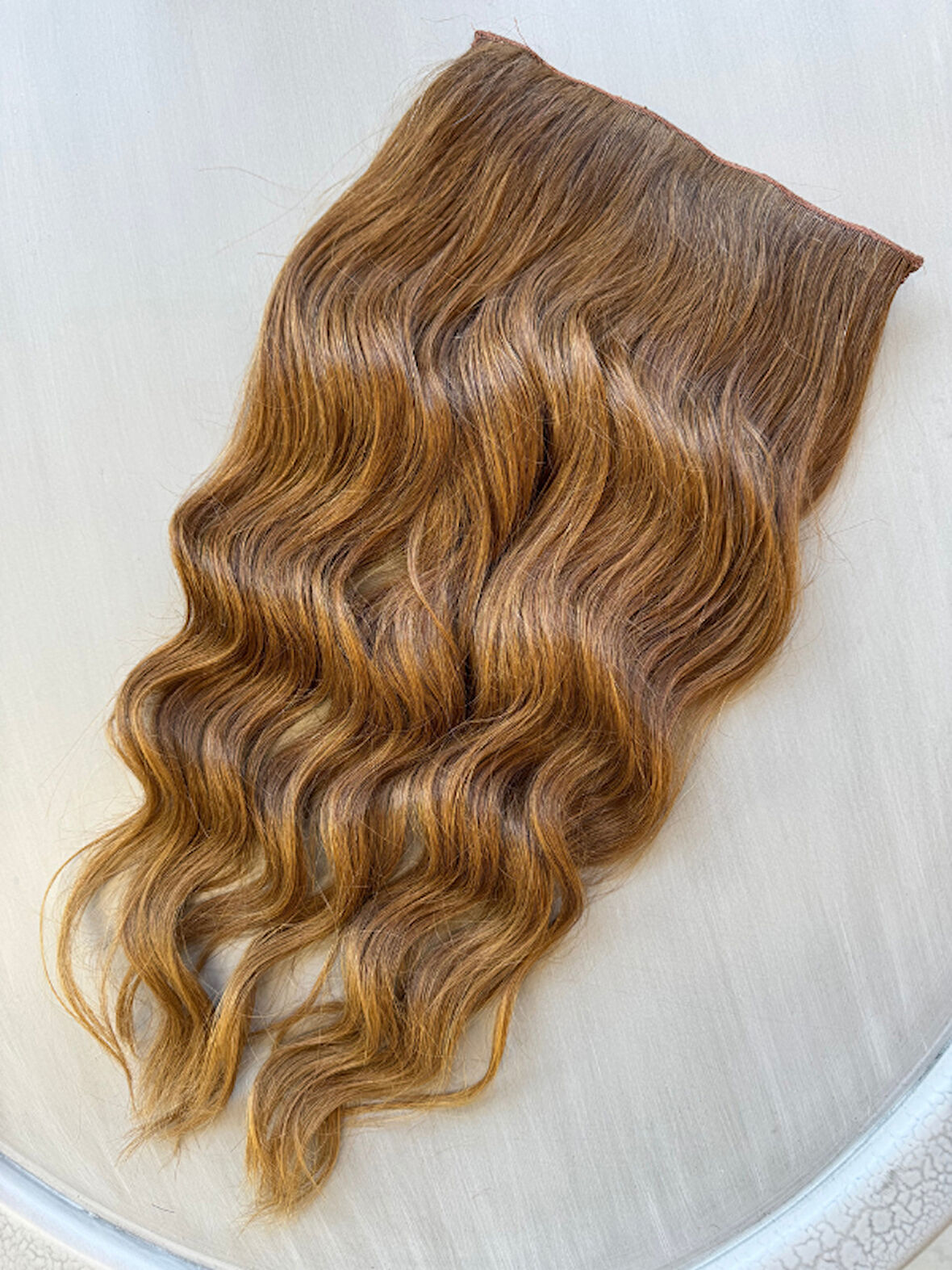 Kadınca Peruk  Professional  %100 İnsan Saçı Karamel (200 gr) Yarım Ay 70 cm ‘‘En-24 cm‘‘ YMA606