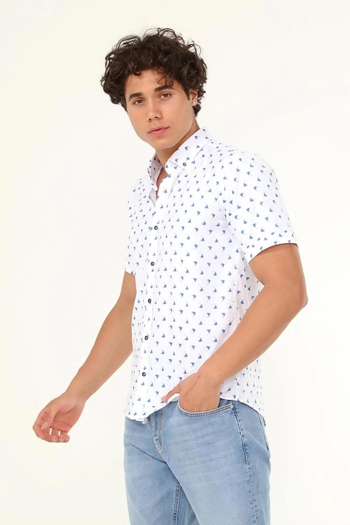 Erkek Desenli Uzun Kol Gömlek