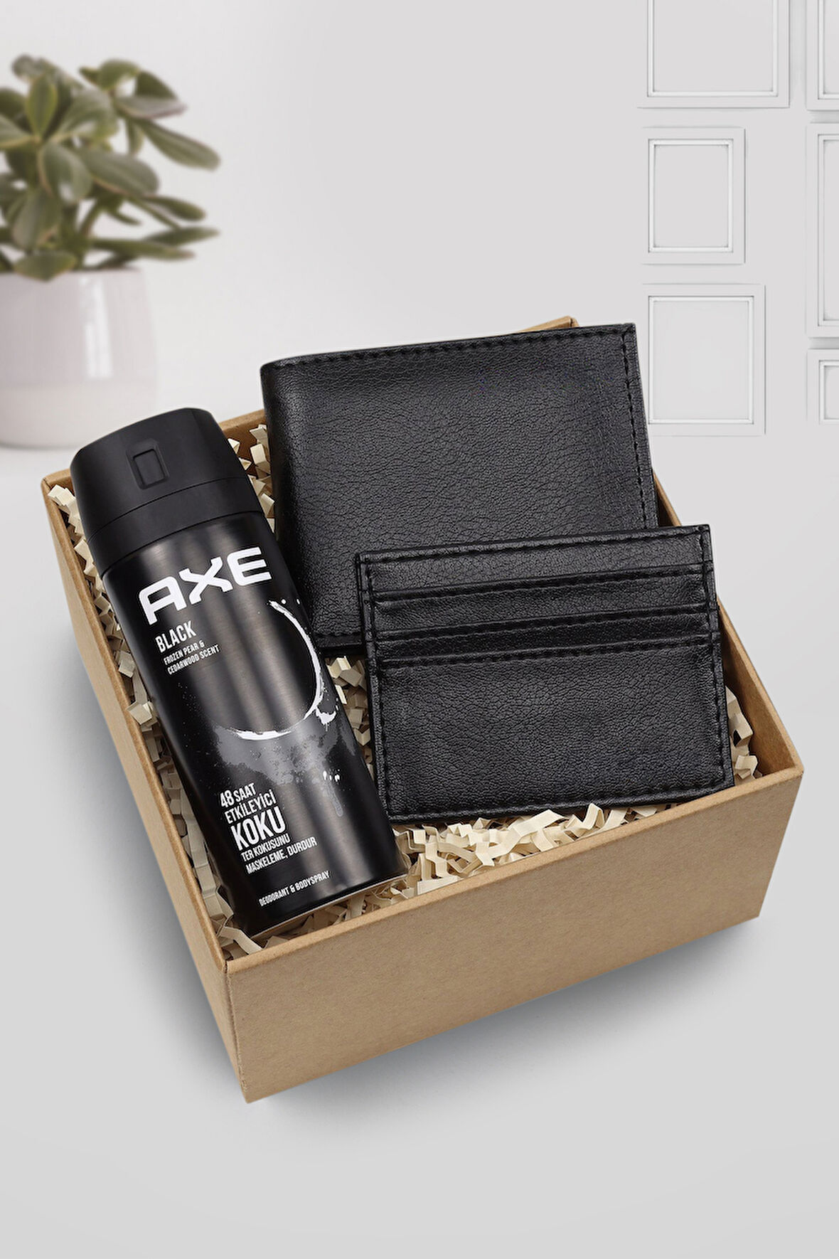 Siyah Kartlık & Siyah Cüzdan & Erkek Deodorant Hediye Seti